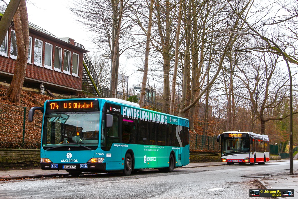 Ein Bild, das Bus, drauen, Baum, Strae enthlt.

Automatisch generierte Beschreibung