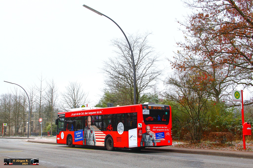 Ein Bild, das Text, Baum, Bus, drau�en enth�lt.

Automatisch generierte Beschreibung