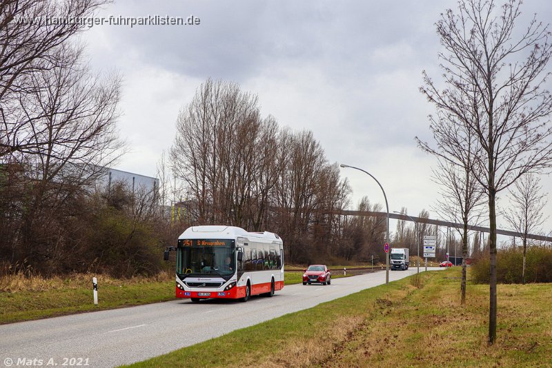 8204-32,(ex SBG 8204),HHA,AM.jpeg