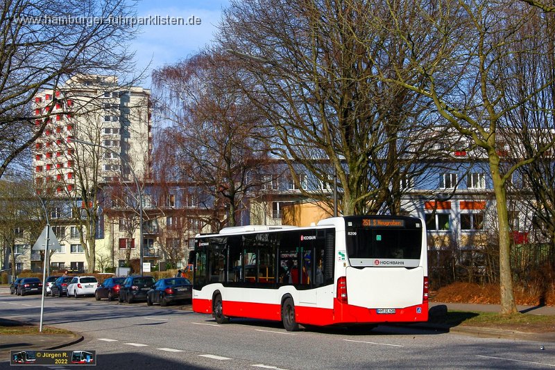 8209-13,(ex SBG 8209),HHA,JN.jpeg