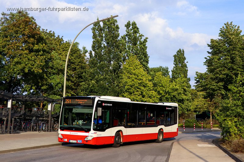 8211-12,(ex SBG 8211),HHA,AM.jpeg