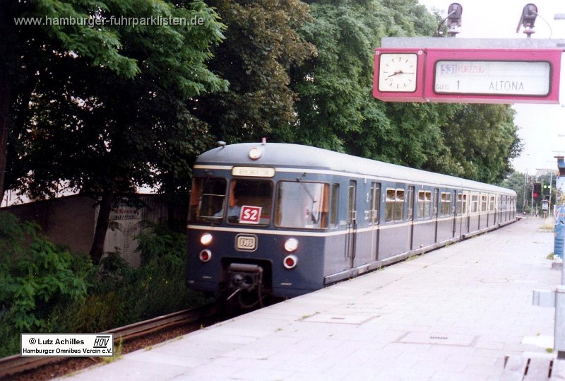 470-128-1,S-Bahn,LA.jpg