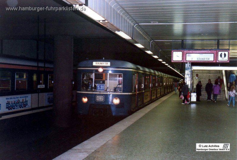 471-072-2,S-Bahn,LA.jpg